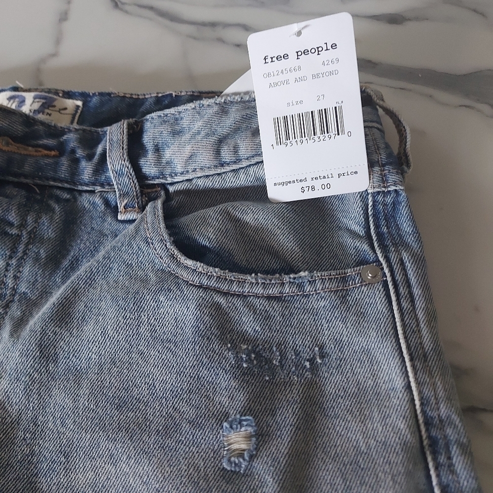 FREE People We The Free Baggy Tomboy Short Long Cut Off Denim Shorts size 27 NWT - Picture 6 of 9